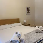 Sàle E Ascìnne *